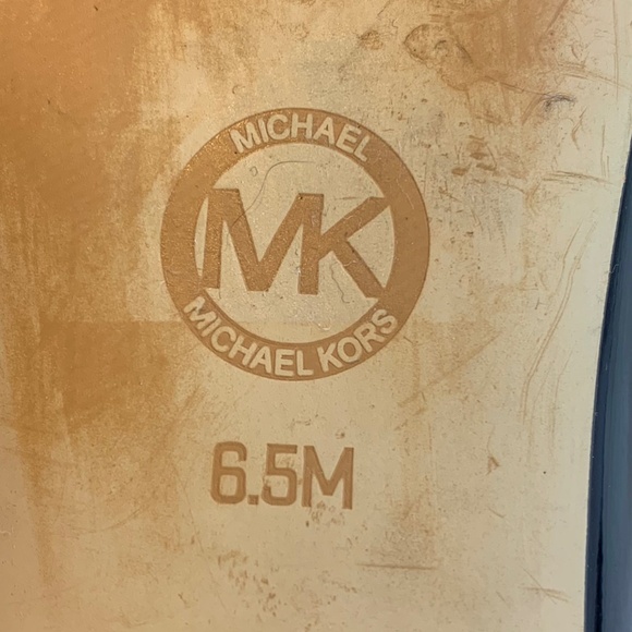 Michael Michael‎ Kors – Elegant Logo Bow Flats in Black Leather (Size 6.5) - Picture 10 of 11